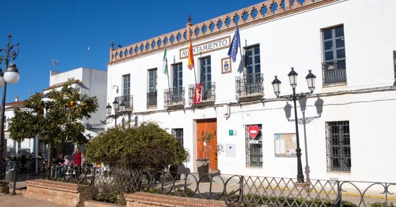 Alanís